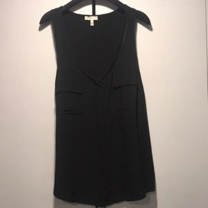 Black silk Joie racerback tank with pockets - S
